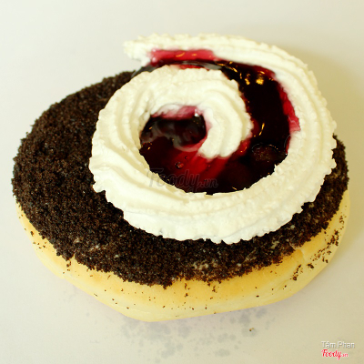 Blueberry Donut